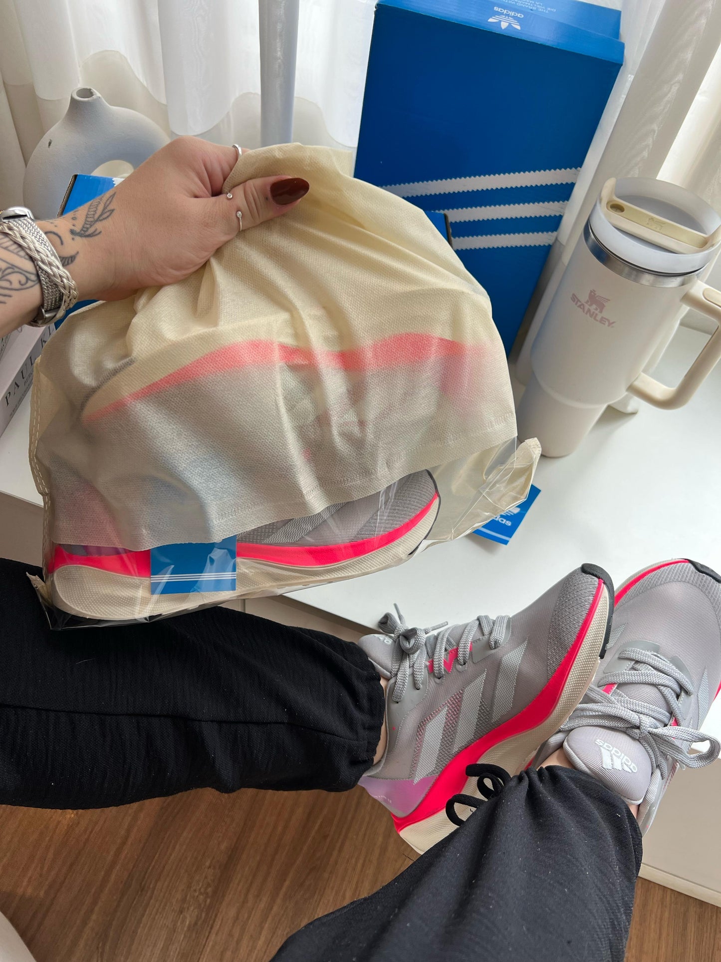 TÊNIS ADIDAS ADIZERO